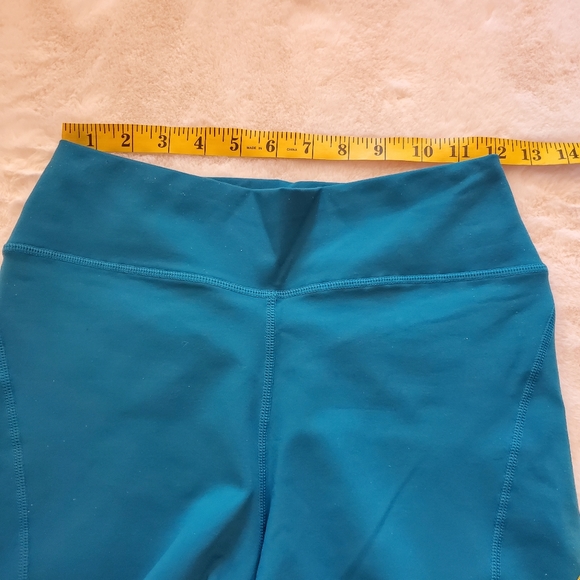 New Better Bodies Soho Shorts Size Large - Picture 7 of 15